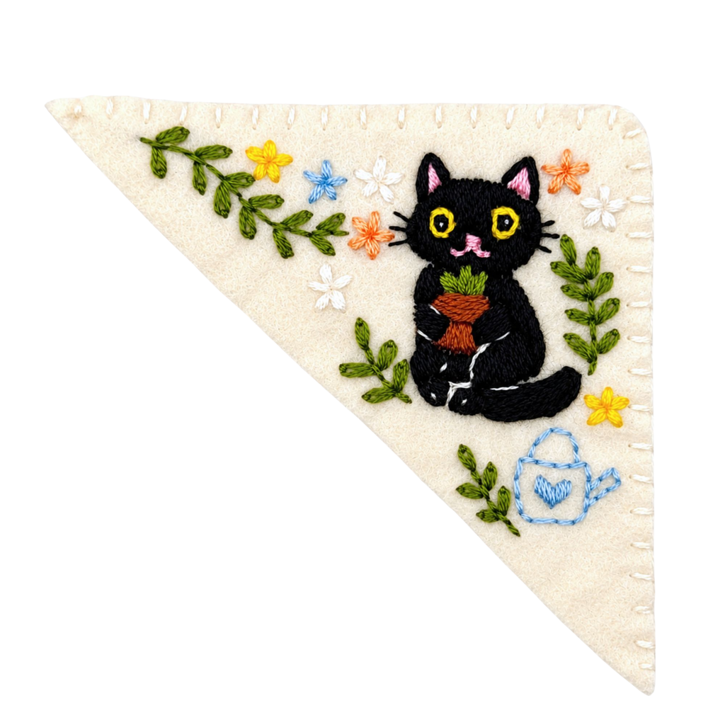 Le Petit Camion Handmade Embroidered Felt Corner Bookmark - Garden Black Cat