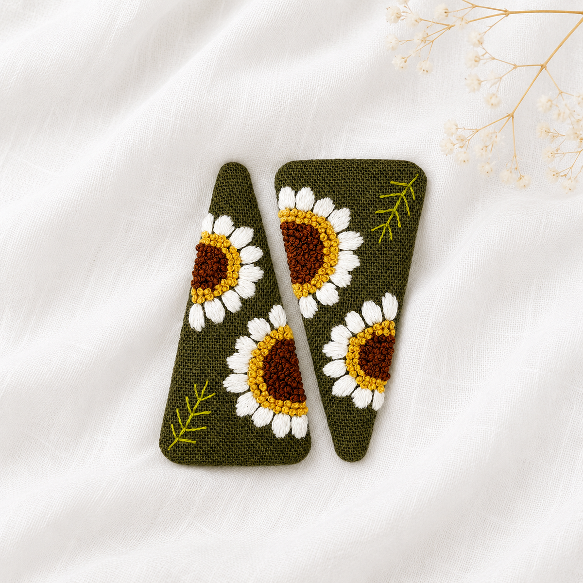 Handmade Embroidered Sunflower, Olive Green Linen Hair Snap Clips, Triangle, 2.76 in. (Pack of 2)