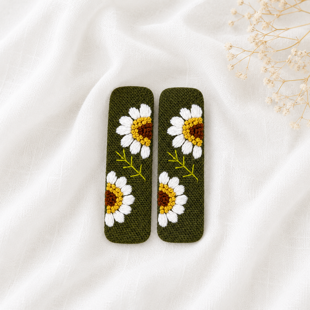 Handmade Embroidered Sunflower, Olive Green Linen Hair Snap Clips, Rectangle, 2.36 in. (Pack of 2)